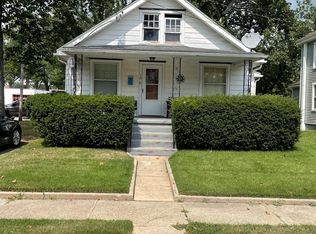 15 S Monroe Ave, Hammonton, NJ 08037