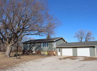 1610 390th St, Royal, IA 51357