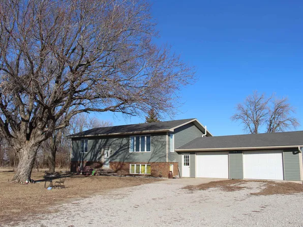 1610 390th St, Royal, IA 51357