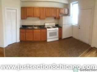 6128 S Prairie Ave, Chicago, IL 60637