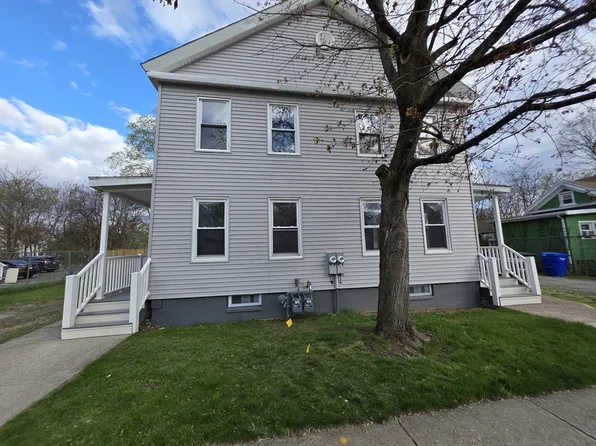 113-117 Cedar St, Springfield, MA 01105