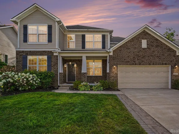 25811 Oberlin Blvd, Novi, MI 48374