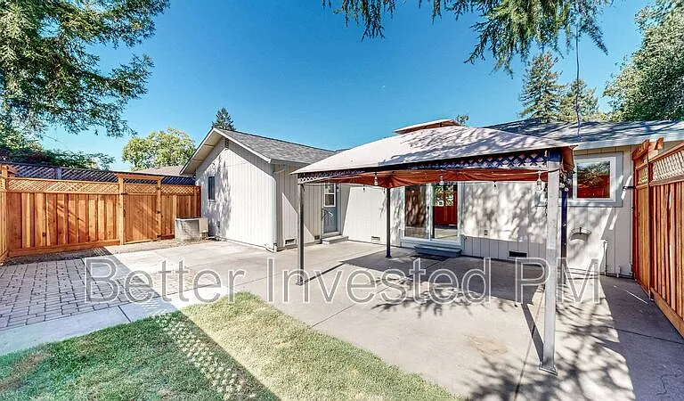 1824 Midway Dr — Photo 8