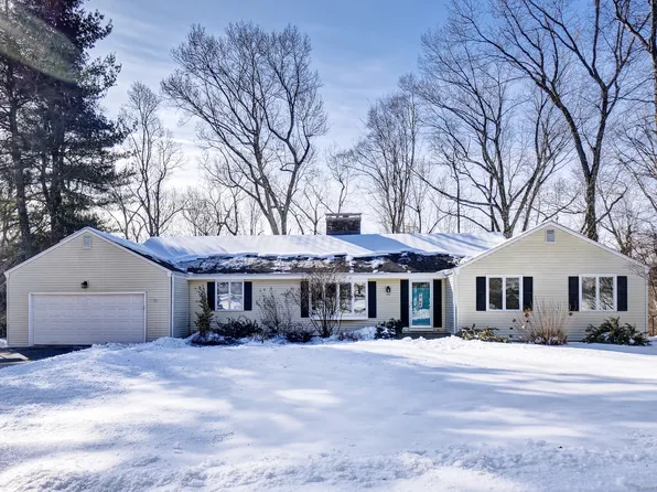 344 Carriage Drive, Glastonbury, CT 06033