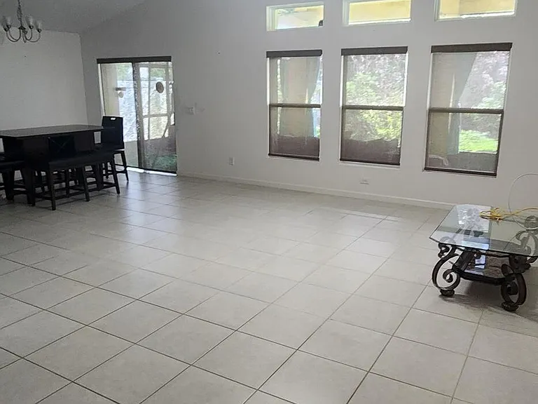 1817 Elkins Point Dr — Photo 8
