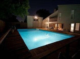 2800 Carriage Ln, Carrollton, TX 75006