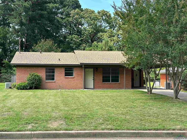 1505 E Birdsong St, Longview, TX 75602