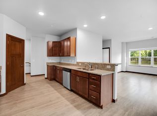 6410 Driscoll Dr, Madison, WI 53718