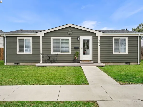 2540 11th St, Baker City, OR 97814