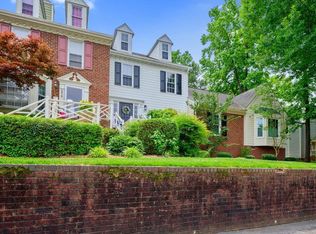 2814 Bedfordshire Ct, Raleigh, NC 27604