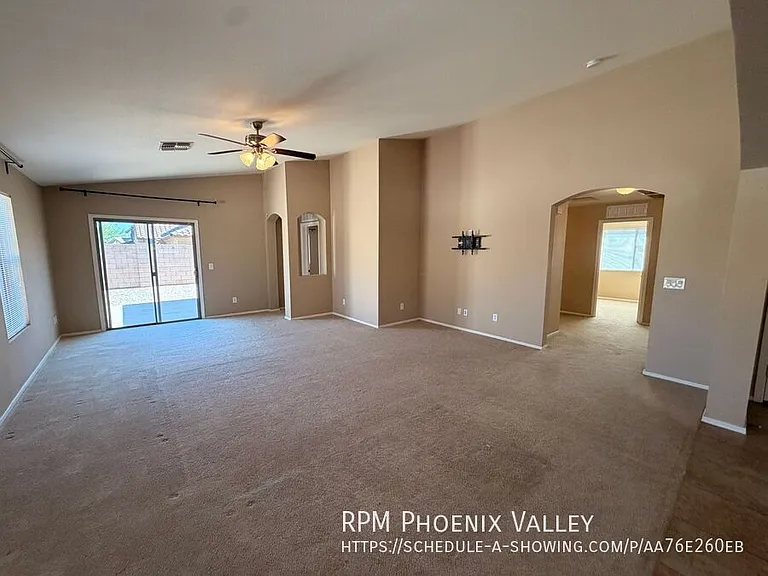 23927 W La Salle St — Photo 7