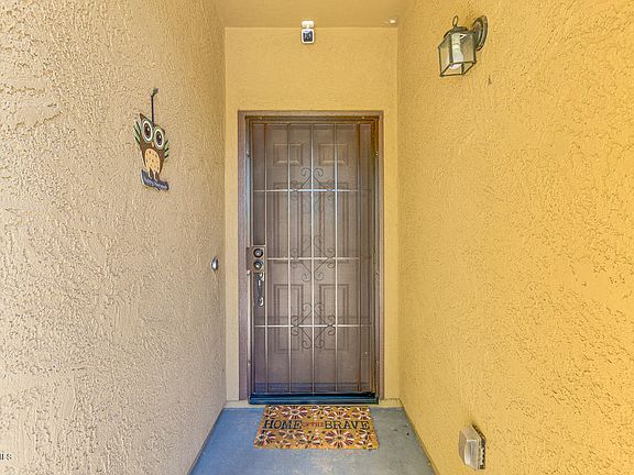 4th image of 5816 W Euclid Ave