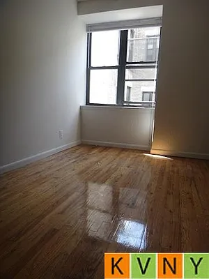 Rented by KVNY Soho | media 17