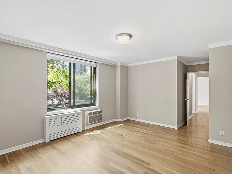 788 Columbus Ave #3A — Photo 8
