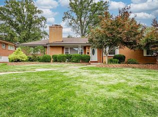 6022 Bishops Pl, Saint Louis, MO 63109