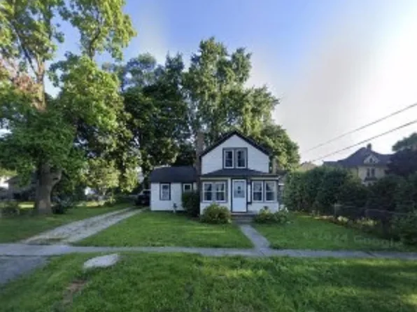 10 West Rockwell STREET, Elkhorn, WI 53121