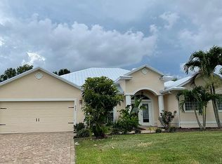 665 Doctor Ave, Sebastian, FL 32958