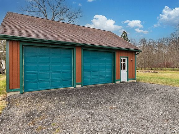 3rd image of 3471 W River Rd