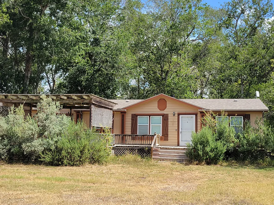 497 Fermin Ln