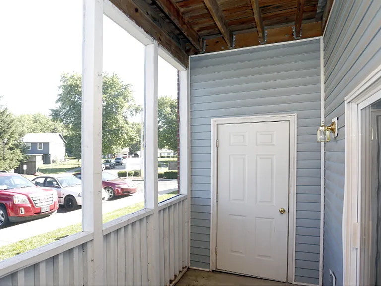 Jefferson Place Apartments — Photo 24