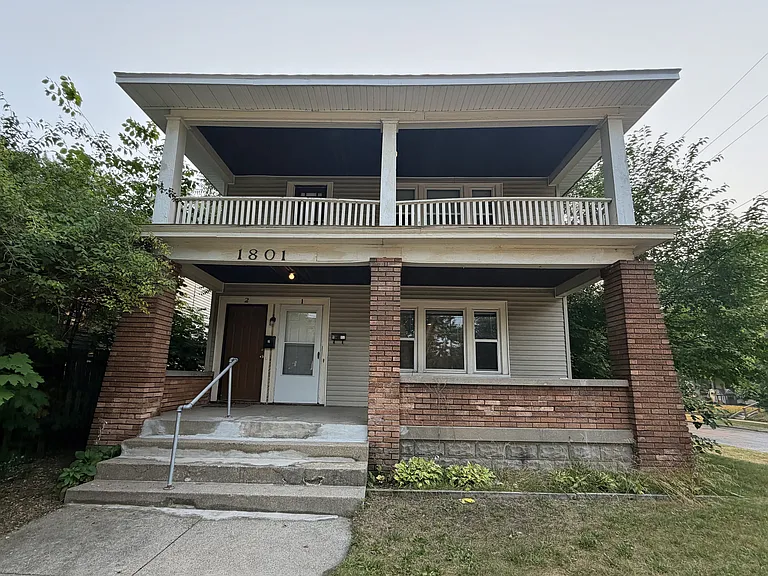 1801 Paris Ave SE #1 — Photo 1