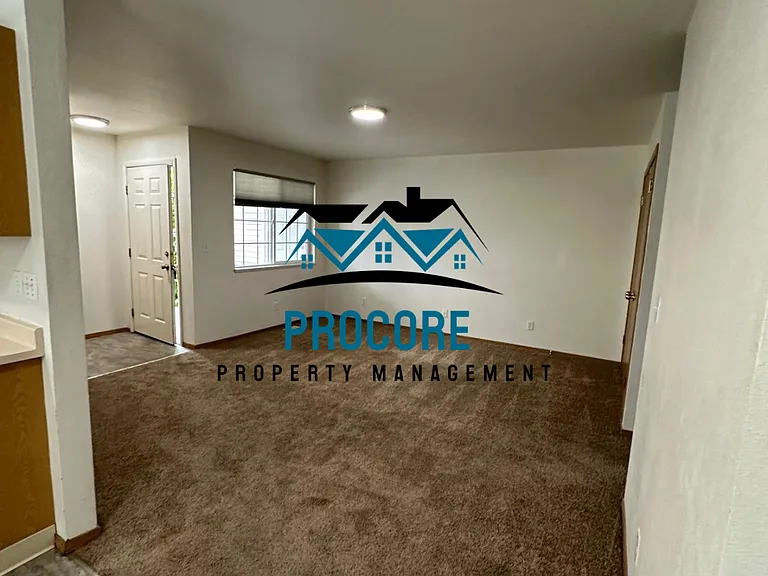 1607 Checola St — Photo 5