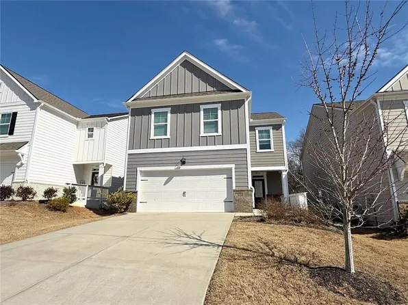 5831 Screech Owl Dr, Flowery Branch, GA 30542