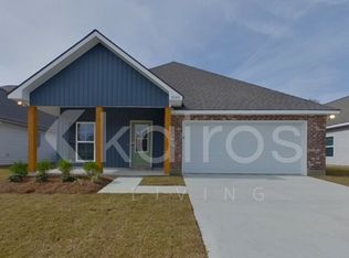 8048 Hendrick Dr, Baton Rouge, LA 70817