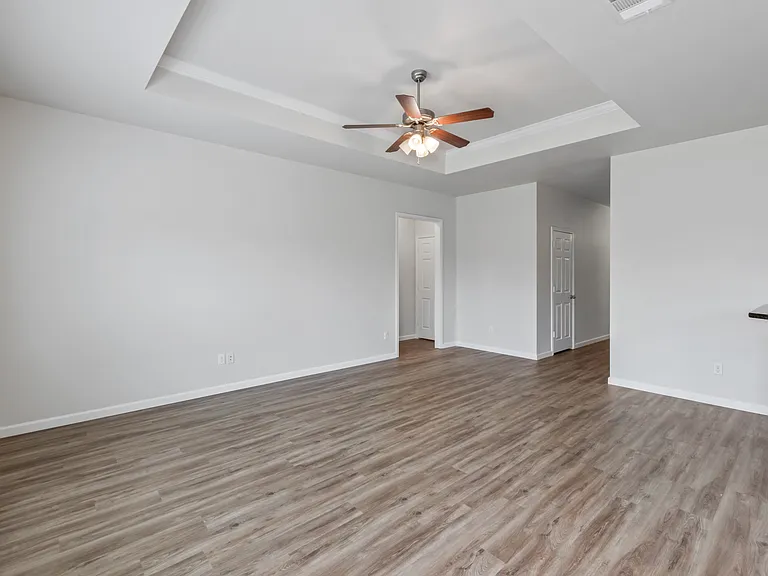 8011 Fieldstone Dr — Photo 5