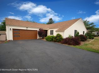 700 Elton Adelphia Rd, Freehold, NJ 07728