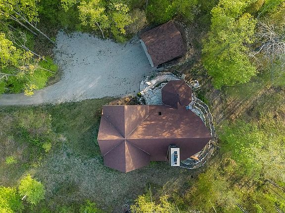 3rd image of 11149 Summerhill Way