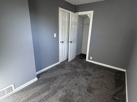 5th image of 8005 Neville Ave