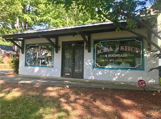 908 E 35th St, Charlotte, NC 28205