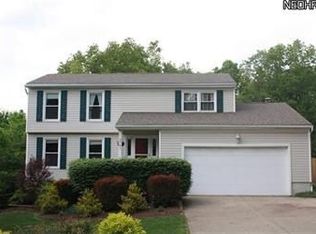 2761 Olentangy Dr, Akron, OH