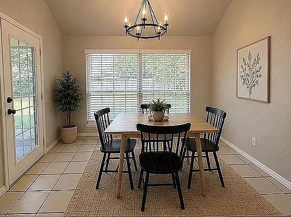 4th image of 4013 Brownwood Ln
