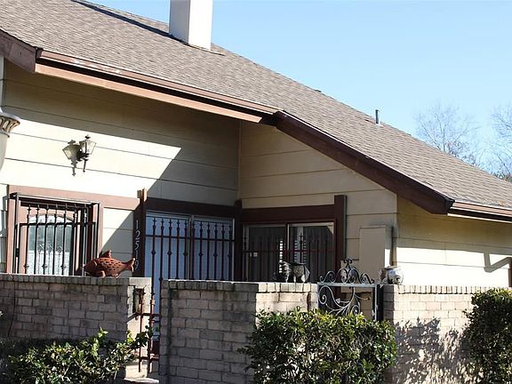 2nd image of 12519 Newbrook Dr