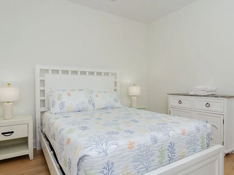 1713 Mackerel Ln — Photo 23