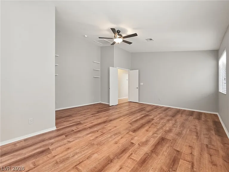 1037 Blue Lantern Dr — Photo 36
