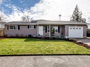 1223 Lorne Loop, Springfield, OR 97477
