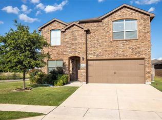 8813 Cold Harbor St, Fort Worth, TX 76123