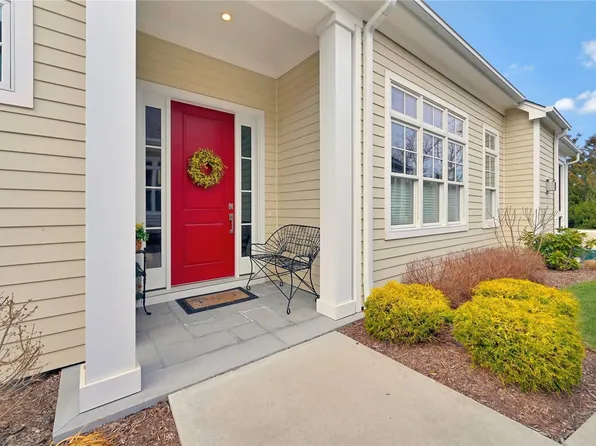 10 Millstone Lane #5, Cutchogue, NY 11935
