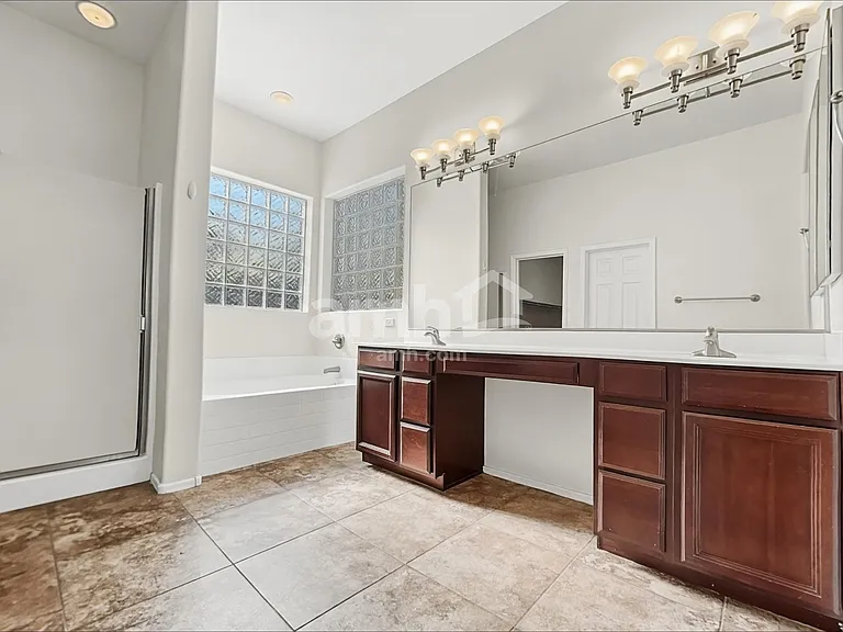 3587 W Morgan Ln — Photo 12