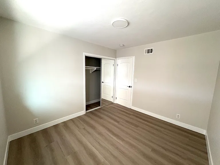 10377 Morning Glory Ave — Photo 9