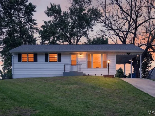 6 Al Lin Ct, Bridgeton, MO 63044