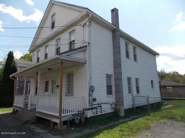 276 1/2 Carey Ave, Wilkes Barre, PA 18702