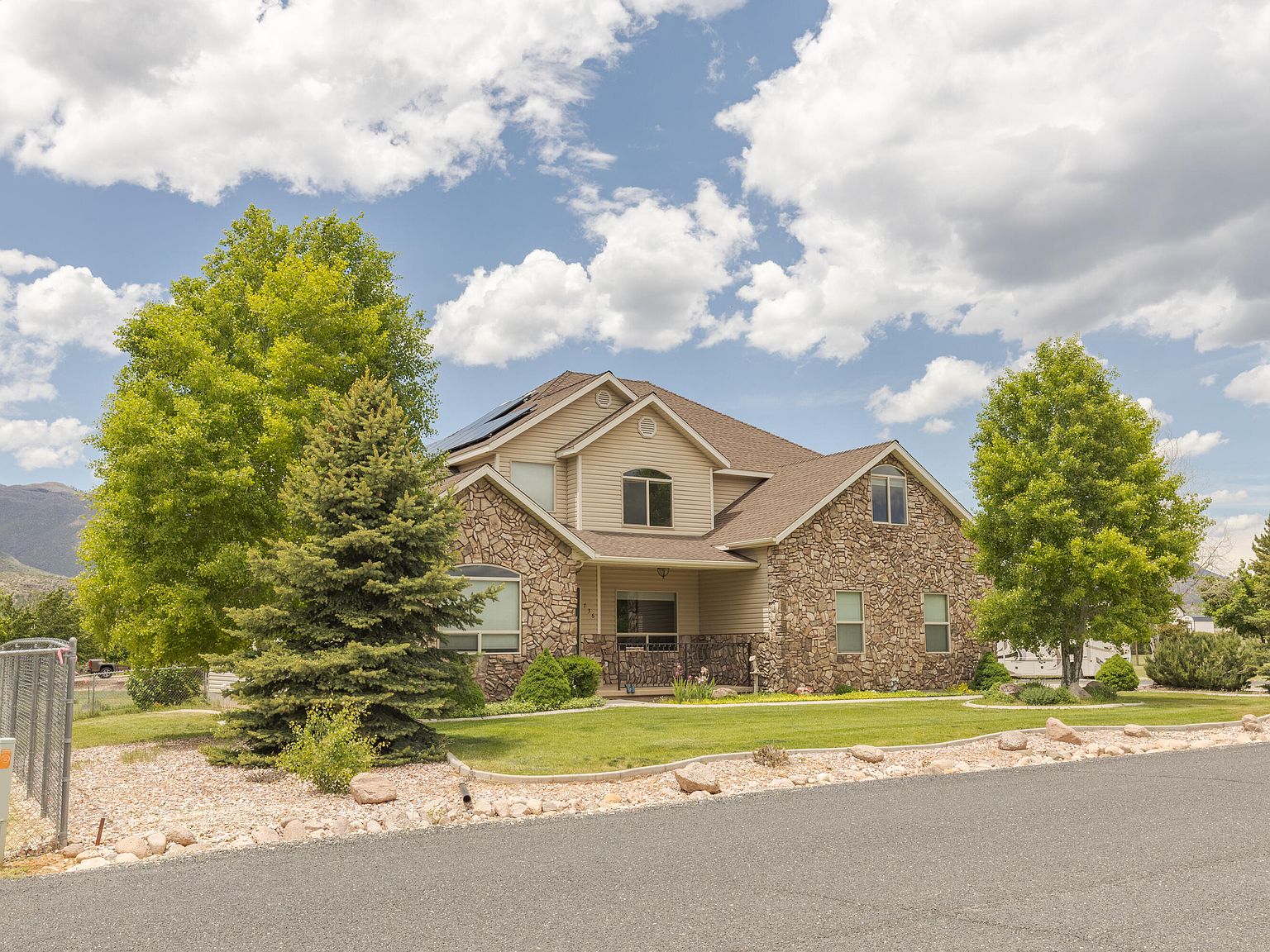 736 S 800th St E, New Harmony, UT 84757 MLS 23241629 Zillow