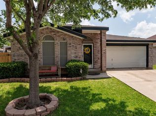 508 Blue Haze Dr, Fort Worth, TX 76108