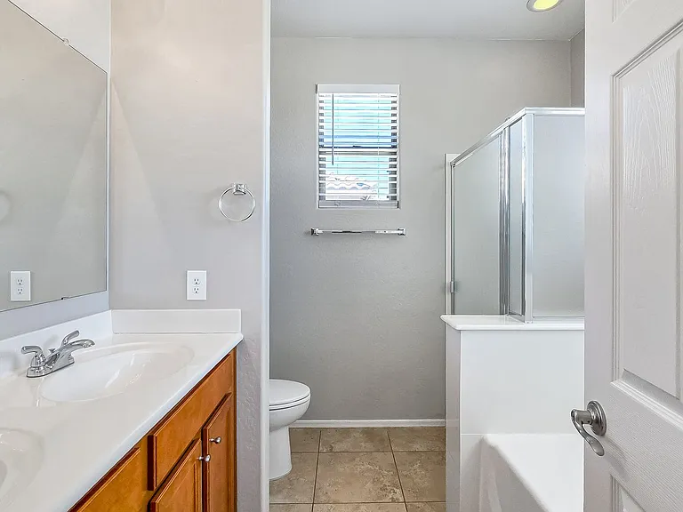 17878 W Desert Wind Dr — Photo 21