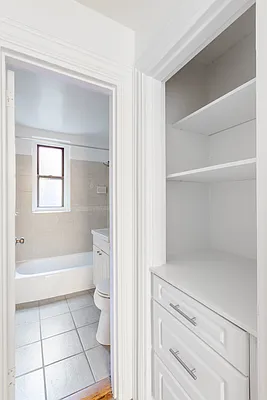 Rented by Oxford Property Group | media 19