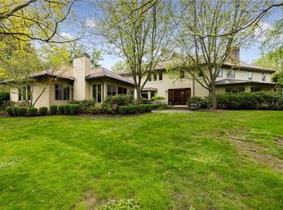 17 Woodbury Pl, Rochester, NY 14618